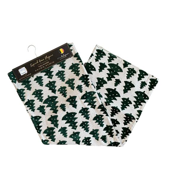 Green Velvet Christmas Tree Table Runner 16x90 Made in Belgium New - Picture 9 of 12